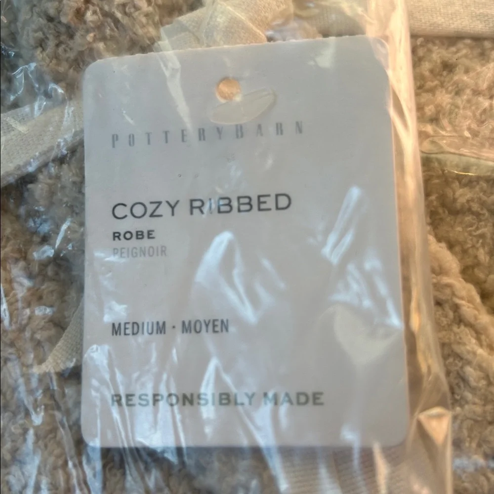 Cozy Ribbed Robe - Size Medium - Picture 5 of 5